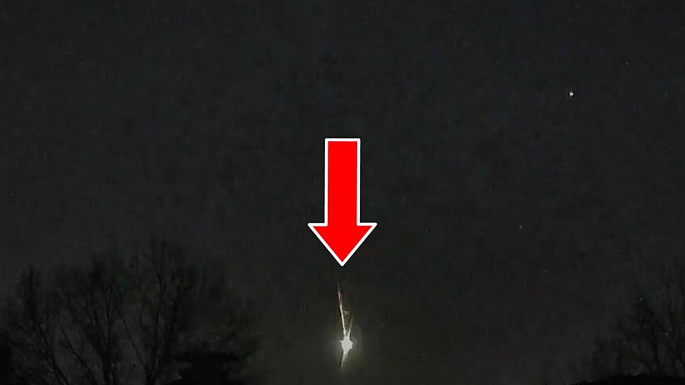 Security Cam Video Shows Fireball Seen By Hundreds Over Illinois