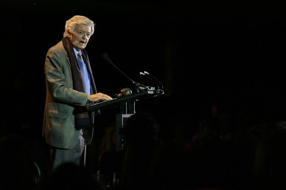 Hal Holbrook Wins Mark Twain Lifetime Achievement Award