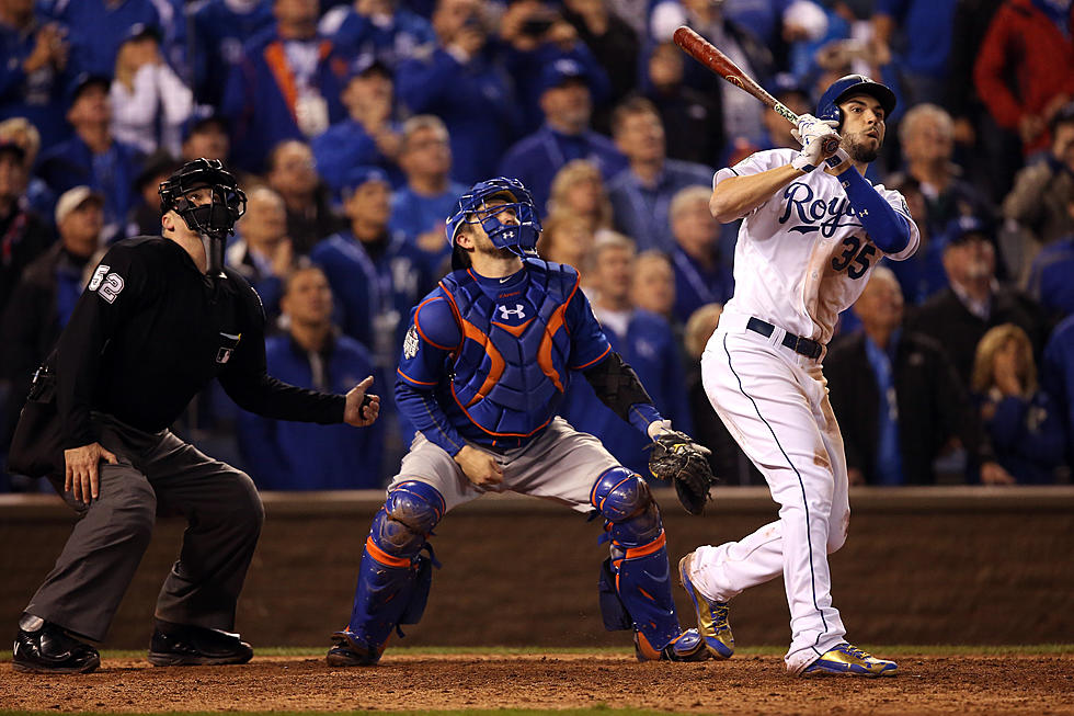 Hosmer Sacrifice Fly in 14th Lifts Royals to World Series Game 1 Win