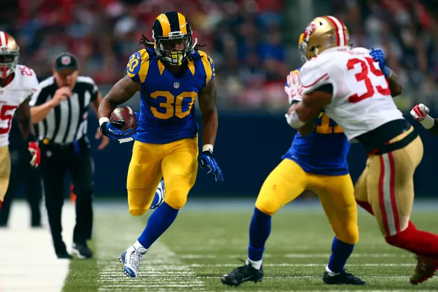 Gurley Stars Again in Rams&#8217; 27-6 Win Over 49ers