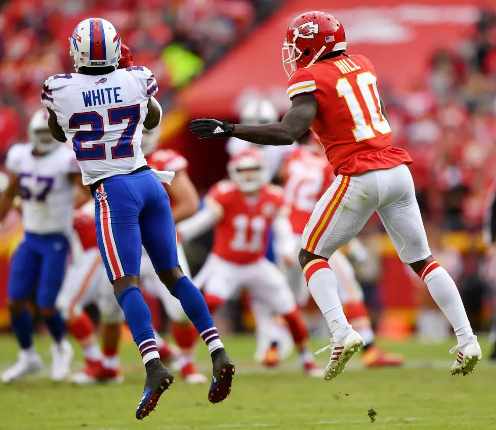 Bills pick off Smith in closing minutes, beat Chiefs 16-10