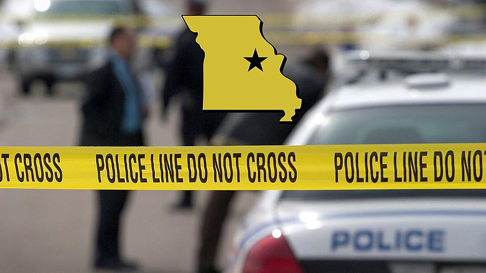 2 Missouri Police Officers Shot, 1 Killed – Suspect at Large