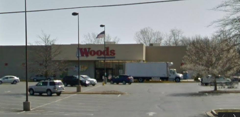 Woods Supermarket in Warrensburg Closing Sunday 