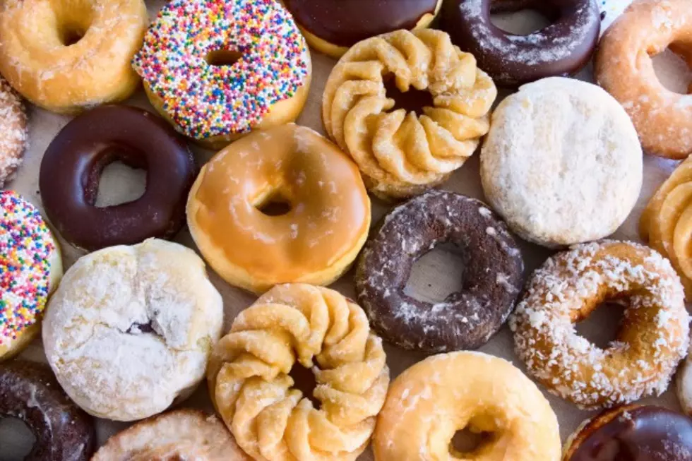Yummy&#8217;s Donuts Grand Opening Draws A Big Crowd [PHOTOS]