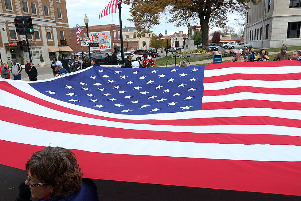Chilly Weather, Smiles & Flags Greet Veterans & Supporters at Sedalia Parade