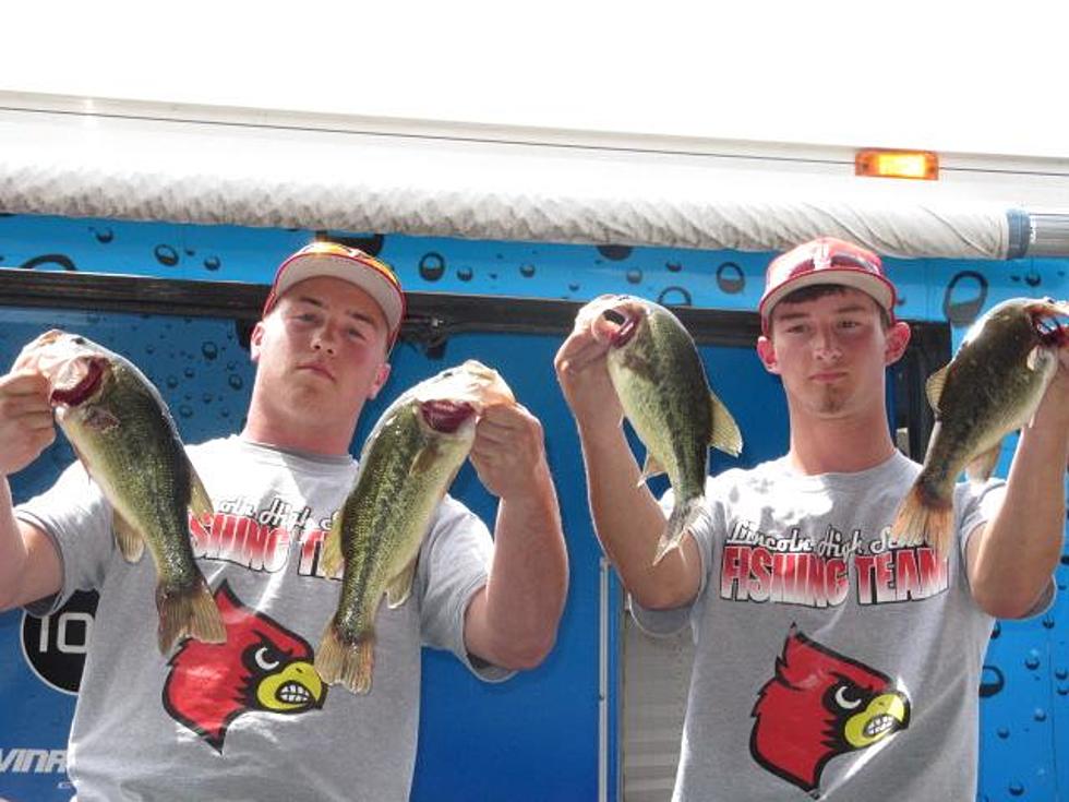Lincoln High School Wins Missouri State High School Fishing Championship