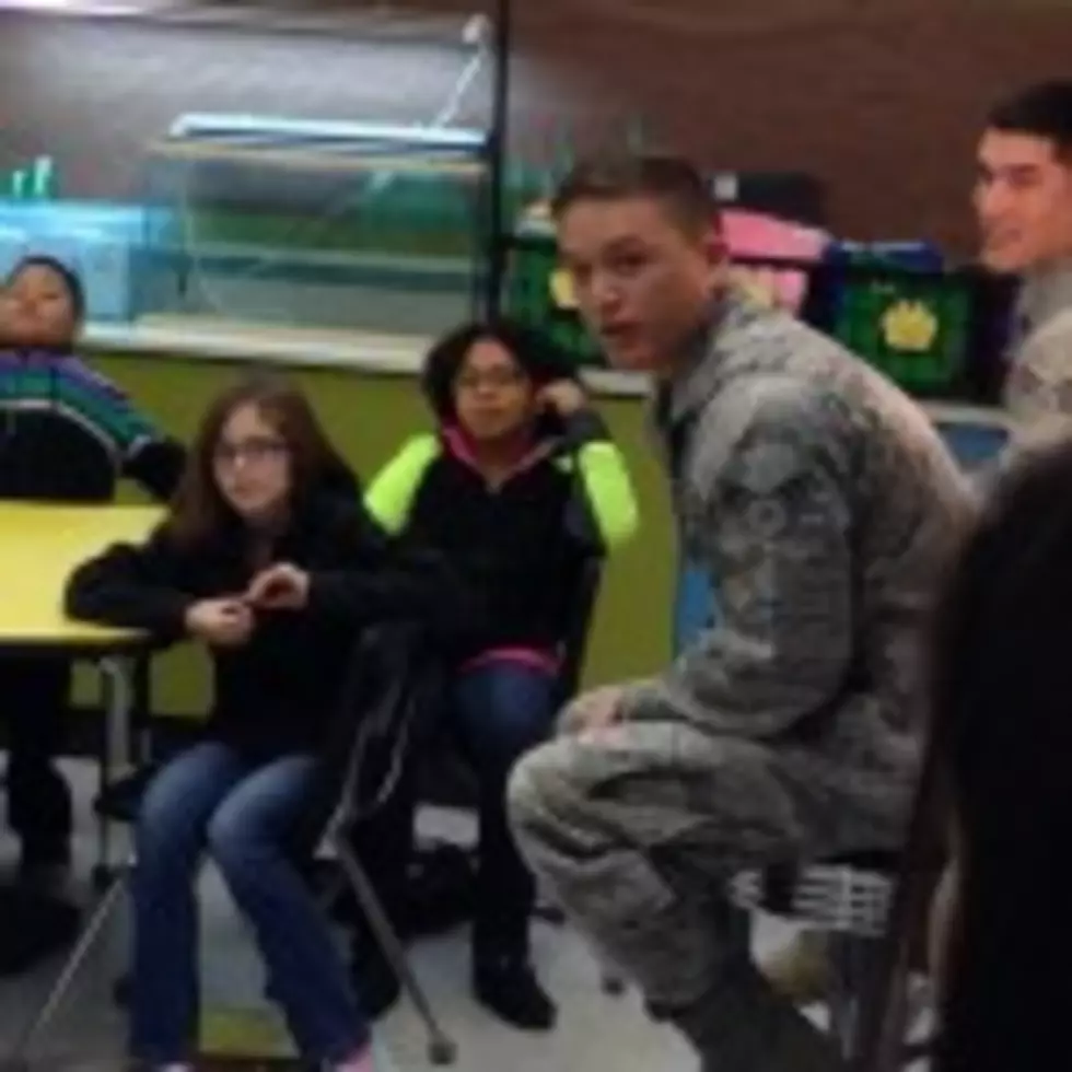 Whiteman Airmen Visit Sedalia Middle School