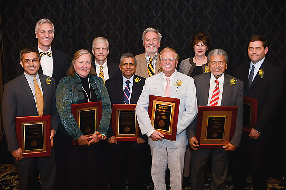 Eight MU Physicians Receive Alumni Awards