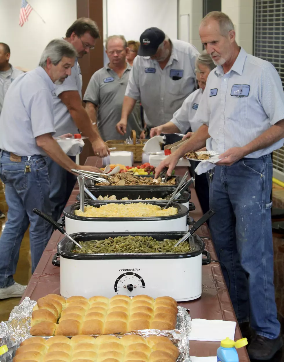 Sedalia School District Maintenance Crew Treated To Lunch For Efforts This Summer