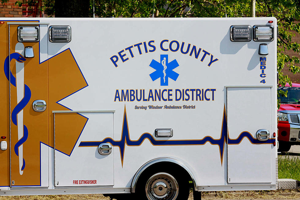 Two Injured in Pettis County Wreck