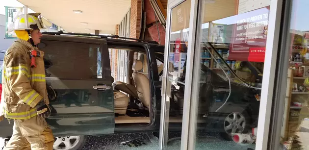 Van Crashes Into Sedalia GNC in Thompson Hills Shopping Center
