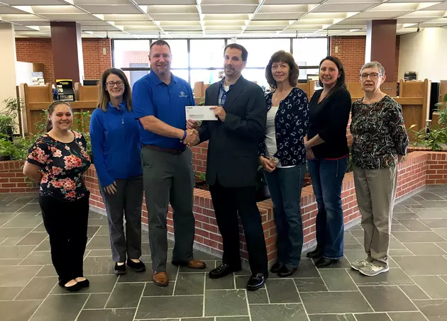 US Bank Community Bank Donates to Boys &#038; Girls Clubs of West Central Missouri
