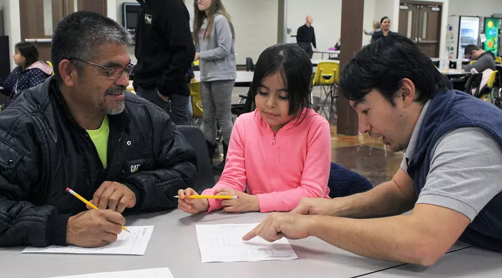 Sedalia School District 200 Teachers, Families Receive Math Instruction