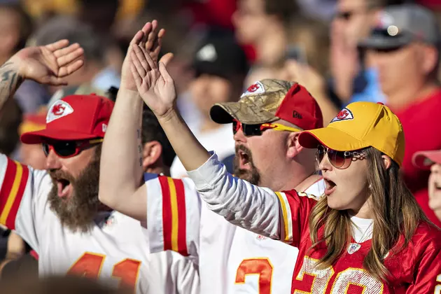 Chiefs Under Pressure To Ditch The Tomahawk Chop Celebration