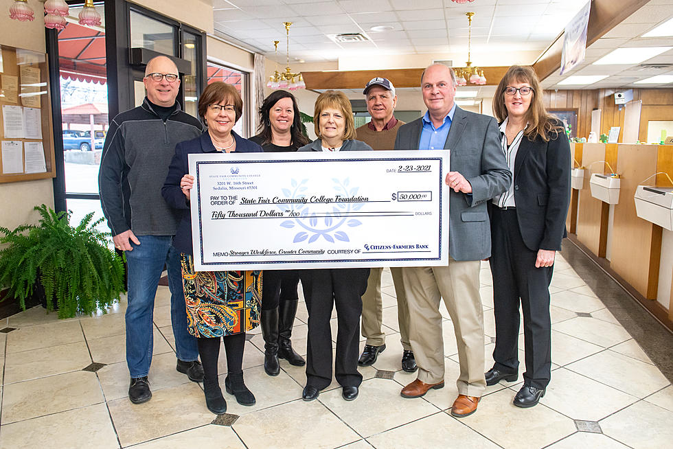 Citizens-Farmers Bank of Cole Camp Donates $50,000 to SFCC’s Capital Campaign