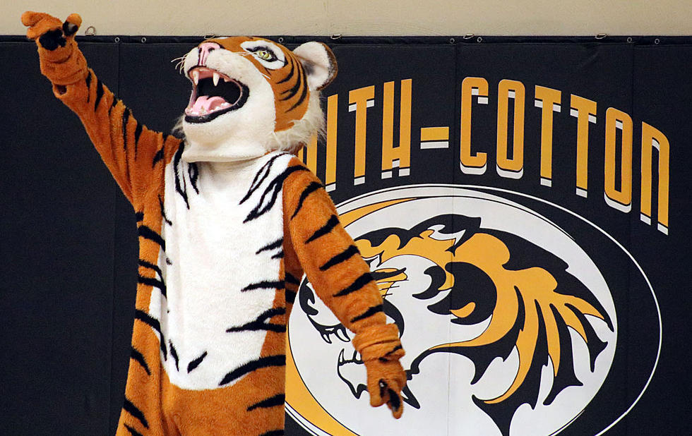 Smith-Cotton High School Offering Football Camp for Future Tigers