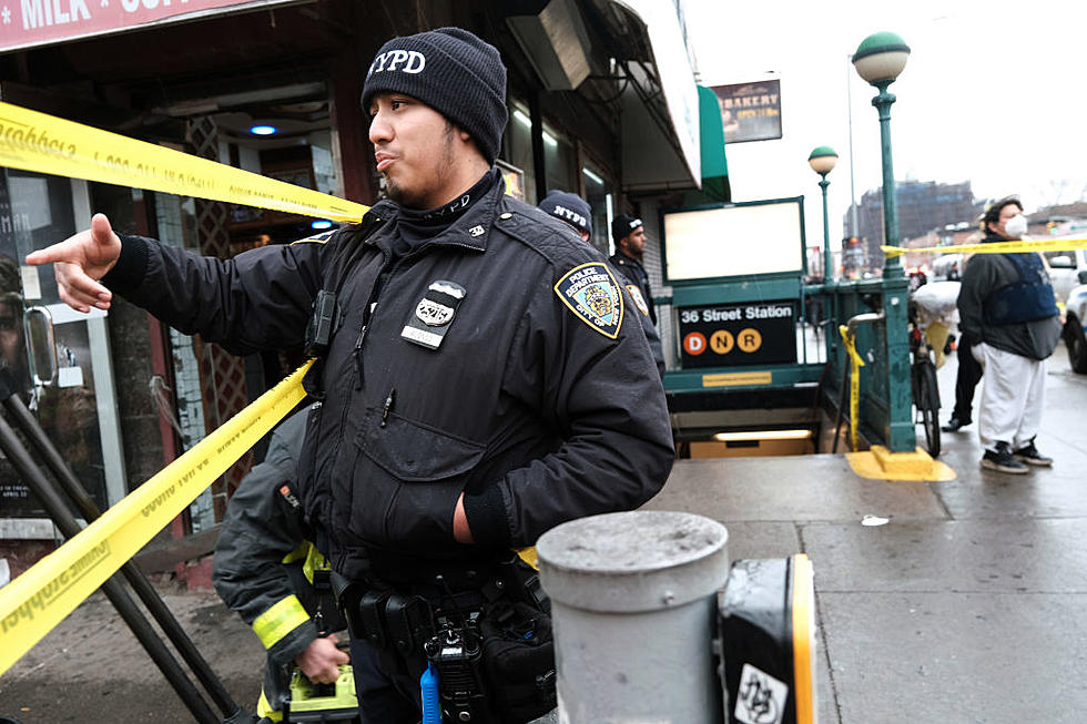 Ten People Shot At NYC Train Station
