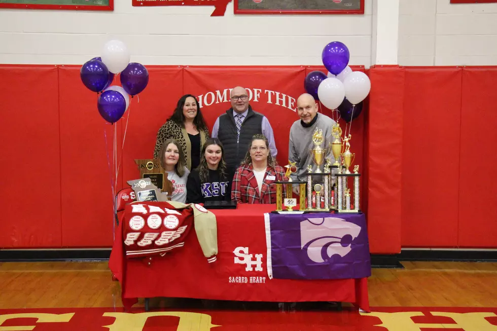 Sacred Heart’s Carney Signs With K-State