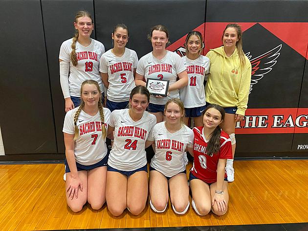 Lady Grems Take Second at Eugene Tournament