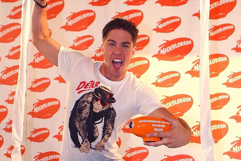 Dean Geyer Makes Us Squeal With ‘Glee’ — Hunk of the Day [Video]