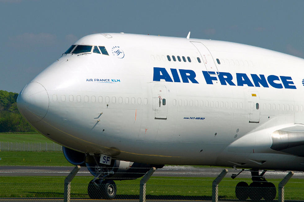 Air France Asks Passengers for Gas Money…Seriously