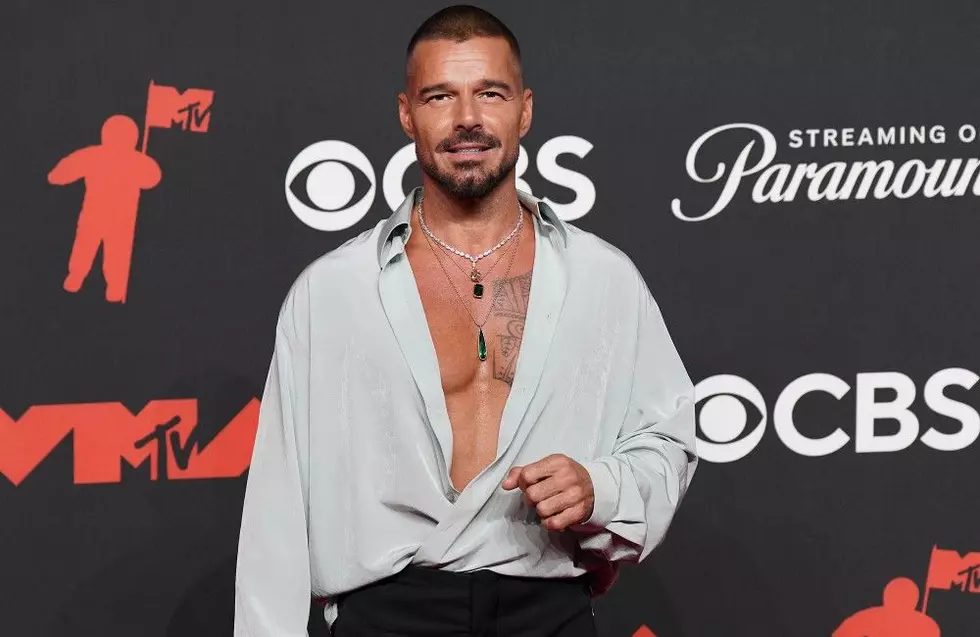 Ricky Martin ‘safe’ after tear gas deployed at gig