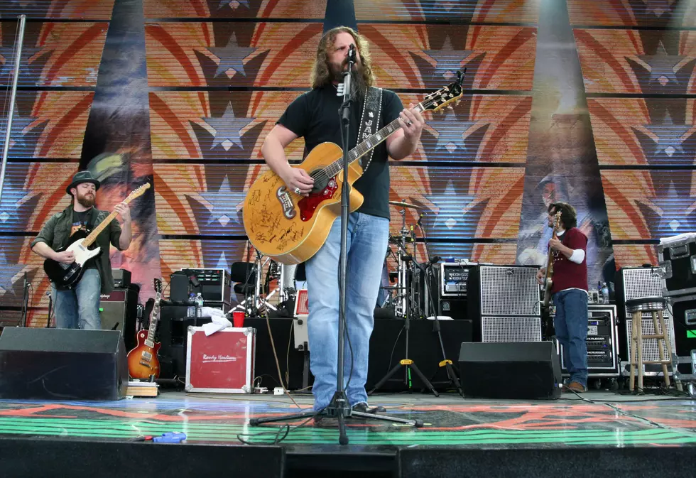 Jamey Johnson Heads to the Grizzly Rose [VIDEO]