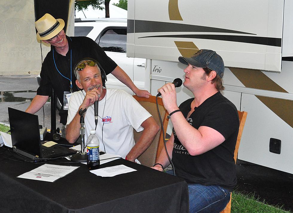 Friday Night at the Greeley Stampede – Jerrod Niemann, LoCash Cowboys, and Dinger [PICTURES]