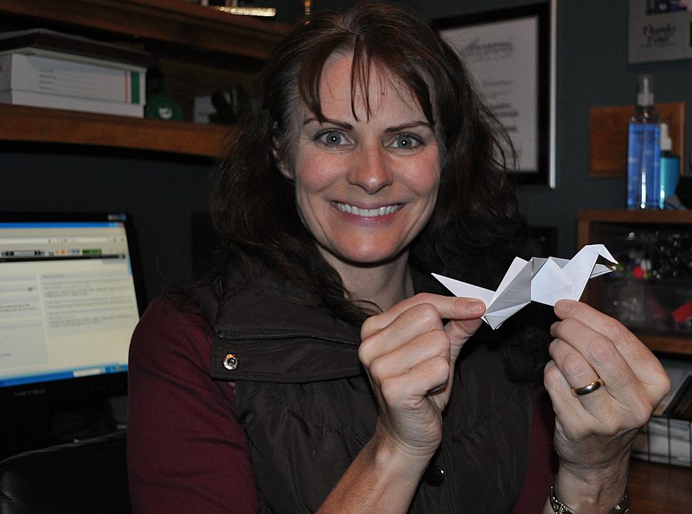 How To Make A Simple Origami Flapping Bird [VIDEO]