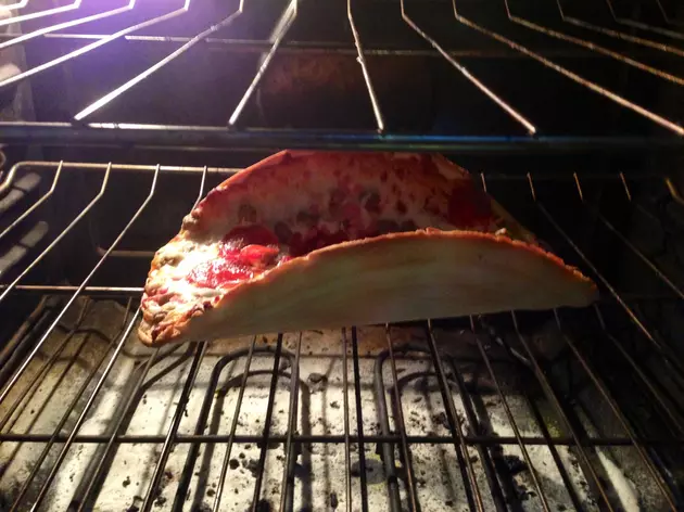 The Mystery of the Self Folding Oven Baked Frozen Pizza [PICTURES]