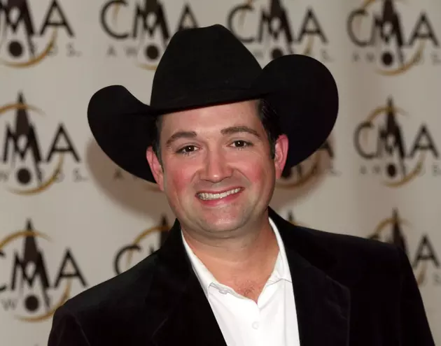 Celebrating the Underrated Talent of Tracy Byrd on His 49th Birthday [VIDEO]