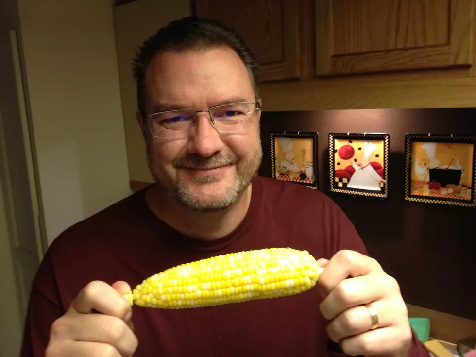 Todd Shows Us How to Eat Corn on the Cob [VIDEO – POLL]