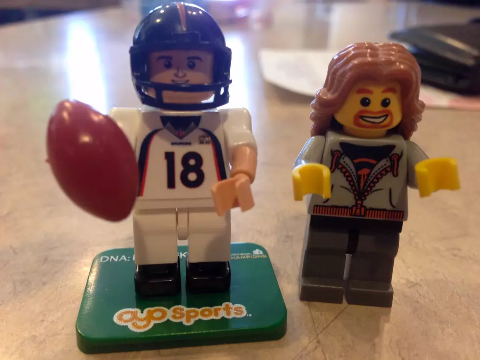Brian Gary’s One Minute Interview – A Visit With Lego Peyton Manning [VIDEO]
