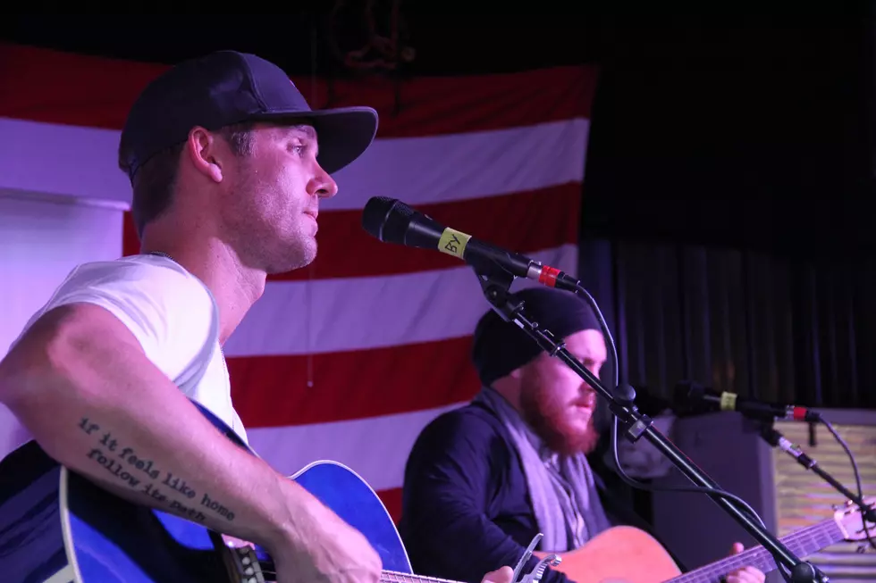Brett Young Mesmerizes Crowd at the Boot Grill [PICTURES]