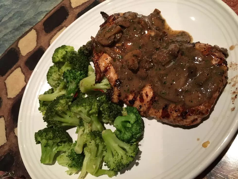 Is Carrabba’s Chicken Marsala Really as Good as They Say? [VIDEO]