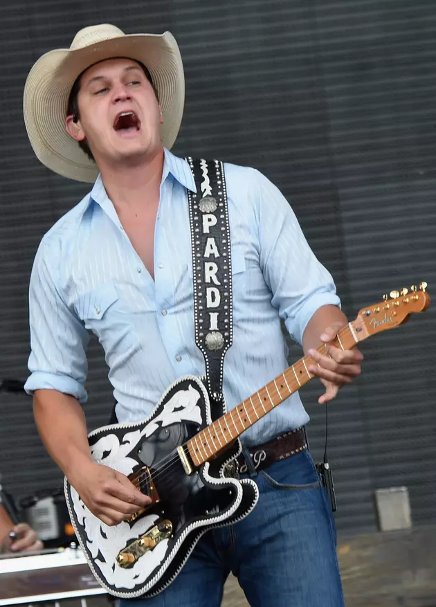 Fans and Peers Congratulate Jon Pardi on His First Number One Record [VIDEO]