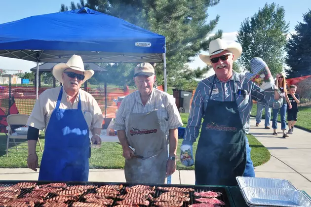 20 Towns in 20 Days &#8211; Severance Days Steak &#038; Hot Dog Dinner [PICTURES]