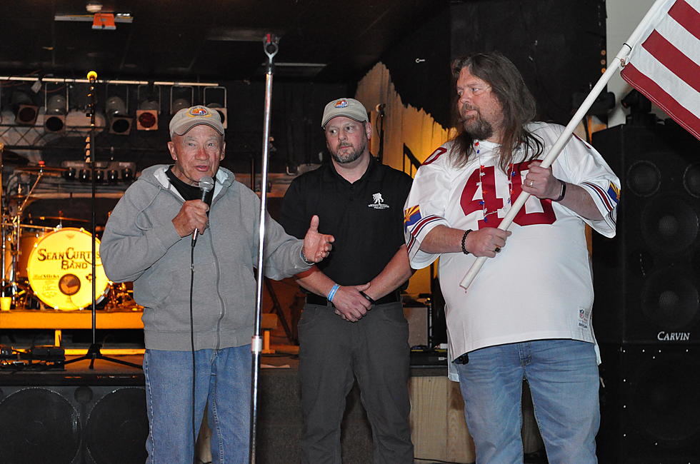 Guitar Auction Raises $25,000 for Honor Flight Northern Colorado [PICTURES]