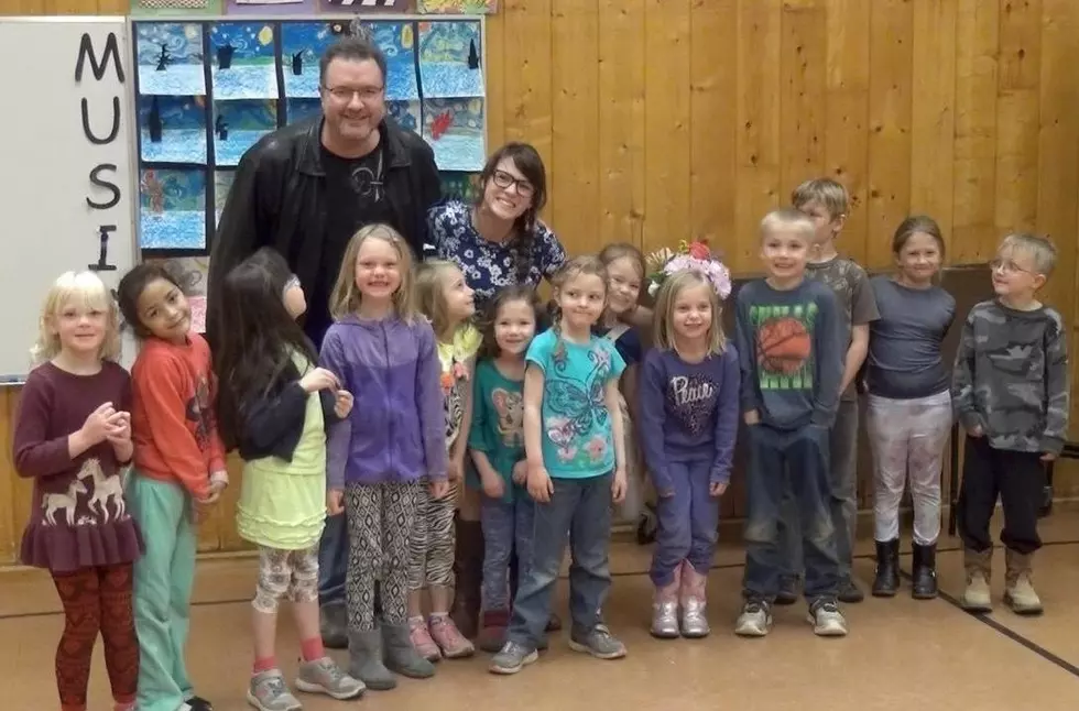 Todd Visits Mountain School for Teacher Tuesday [VIDEO]