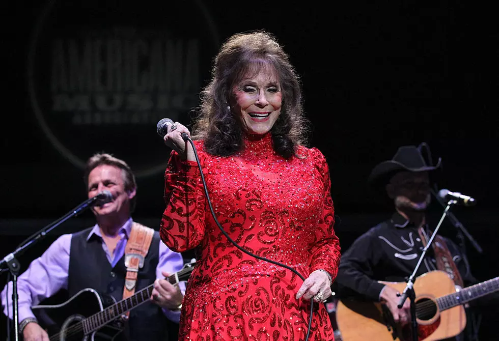 Story Behind the Song: ‘Rated X’ by Loretta Lynn