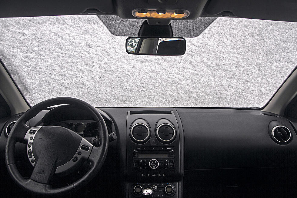 10 Things You Need In Your Car This Winter 