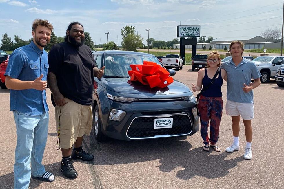 Social Media Star Gives Lucky Sioux Falls Resident A New Car 