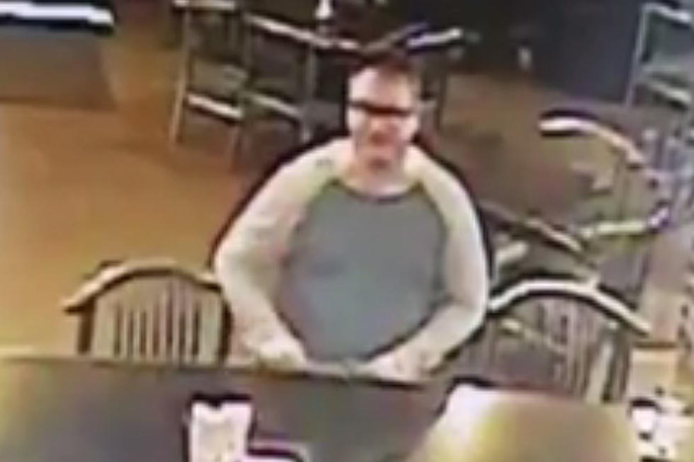 Purse Thief Caught on Video at 18th Amendment Bar in Sioux Falls
