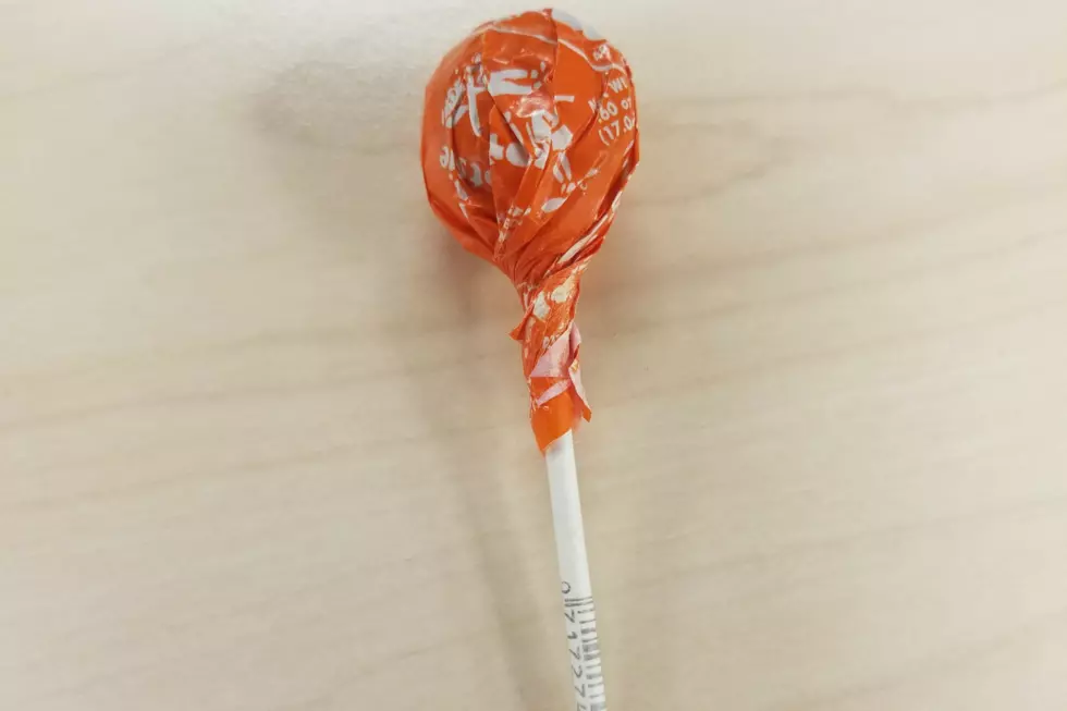 Debunked: Finding a Star on a Tootsie Pop Doesn’t Get You a Free One!