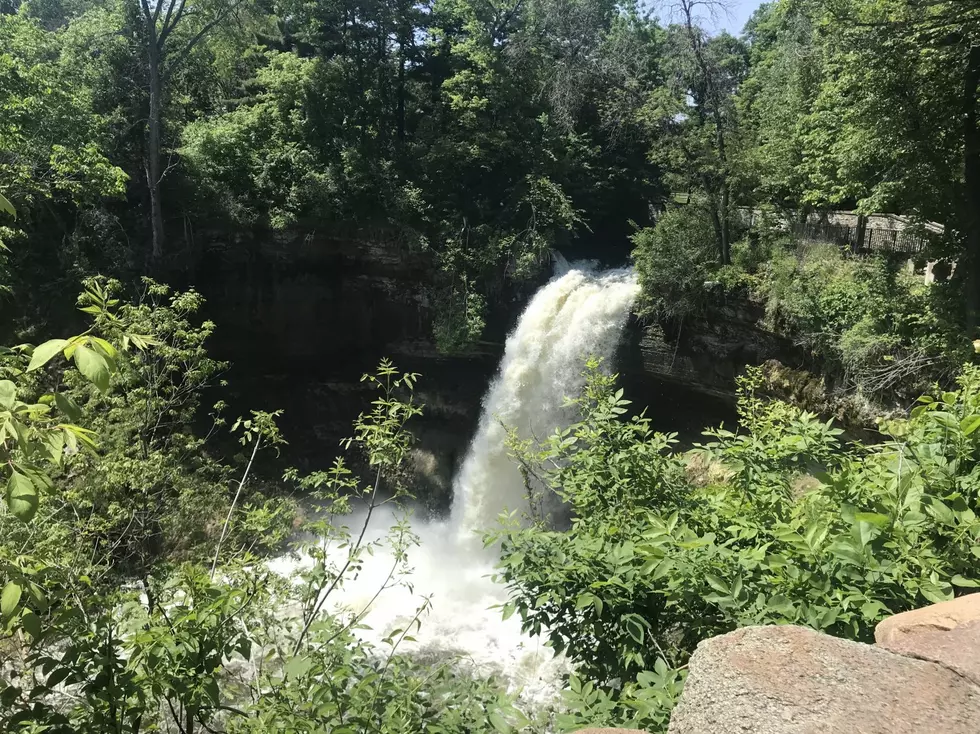Exploring Minnehaha Falls 
