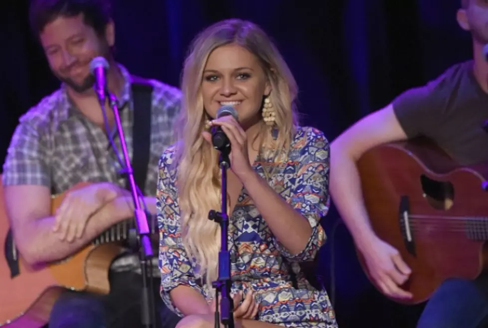 Watch Kelsea Ballerini Perform an Unreleased Song Titled ‘High School’ Before She Performs at the District