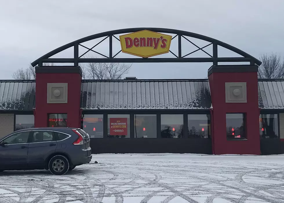 Get Married at Denny’s on Valentines for $99