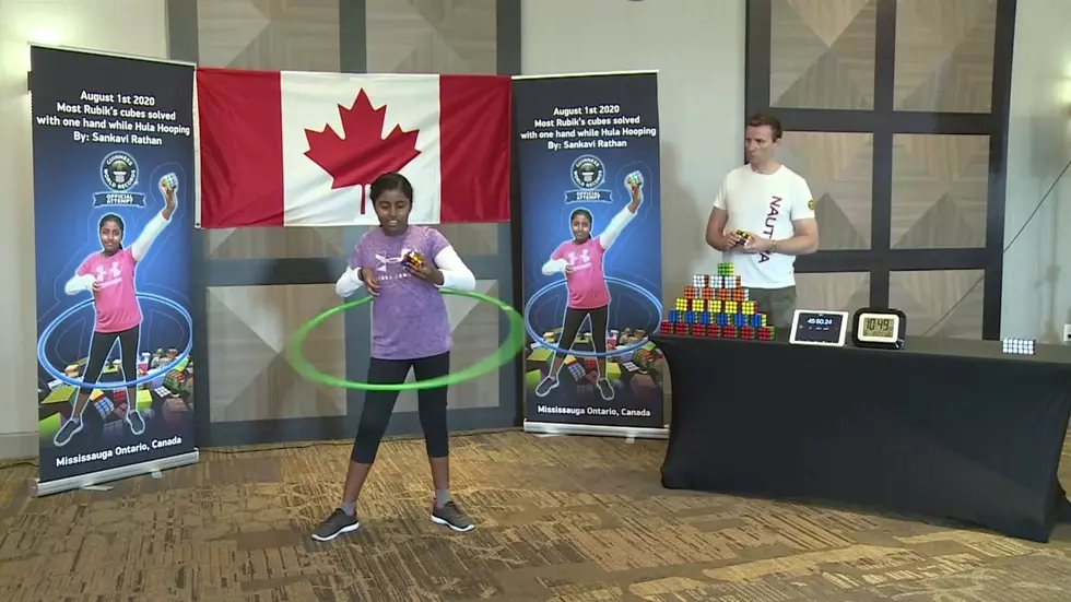 You've Never Seen A Rubik's Cube Guinness Record Like This