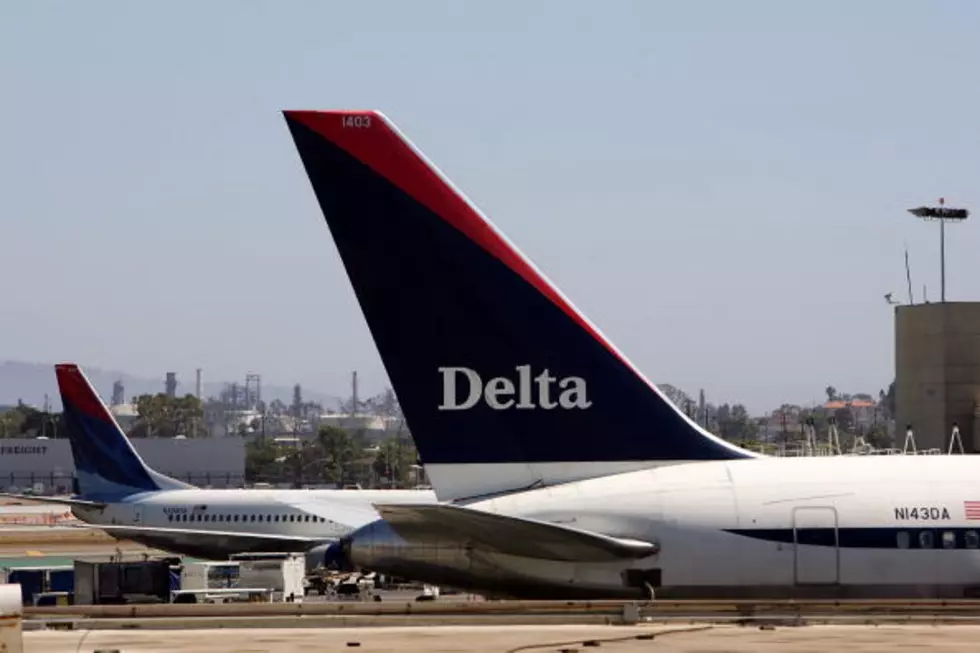 Thune Meets with Delta after Plane Lands at Wrong Airport