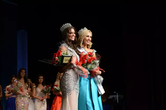 Madison Nipe of Madison is Crowned Miss South Dakota
